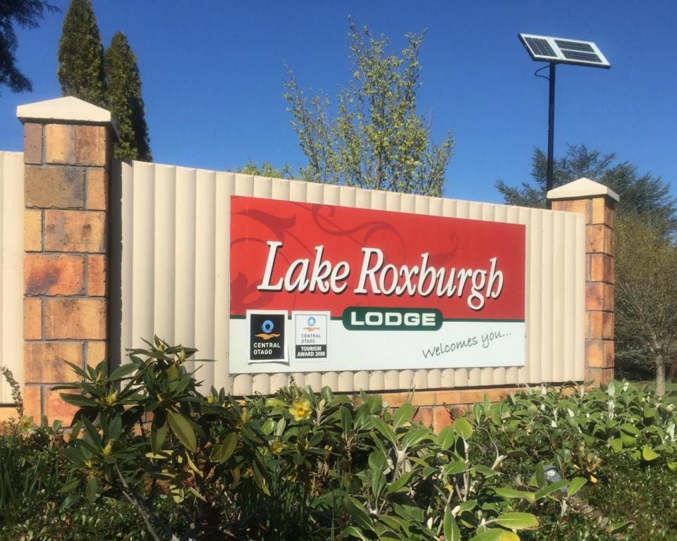 Lake Roxburgh Lodge Экстерьер фото